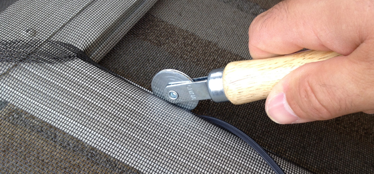 metal screen door repair in Gravenhurst
